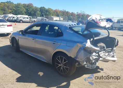 2021 Toyota Camry Se z USA, uszkodzony, nr VIN 4T1G11AK3MU551213